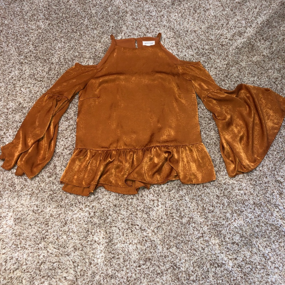 Dressy shirt from coverstitched